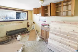 385 Putnam Pike, Killingly, CT 06241 - Photo 11