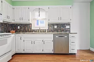 41 Quinn St, Naugatuck, CT 06770 - Photo 11