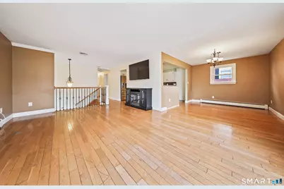41 Quinn Street, Naugatuck, CT 06770 - Photo 3