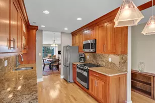 66 Turtle Bay Dr, Branford, CT 06405 - Photo 9