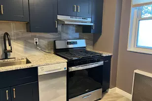 91 Strawberry Hill Ave, Stamford, CT 06902 - Photo 7