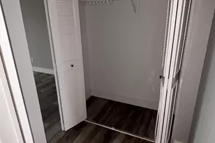 50 Greenhouse Rd, Bridgeport, CT 06606 - Photo 19