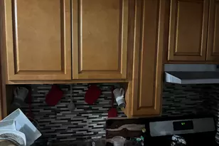 188 Monroe St, Bridgeport, CT 06605 - Photo 25