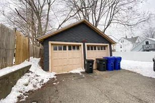 22 Beechwood Ave, Torrington, CT 06790 - Photo 3