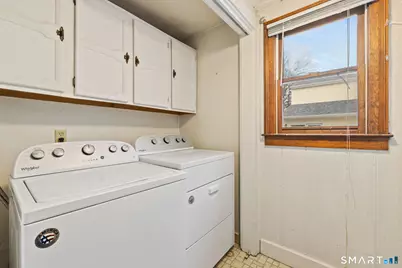 36 Meadowbrook Road, West Hartford, CT 06107 - Photo 27