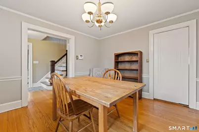 36 Meadowbrook Road, West Hartford, CT 06107 - Photo 15