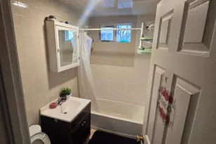 76 Rock St, New Haven, CT 06511 - Photo 7