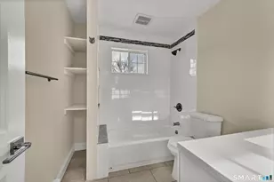 113 Park Ave, Danbury, CT 06810 - Photo 17