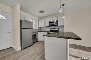 113 Park Ave, Danbury, CT 06810 - Photo 5