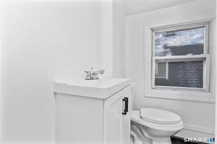 141 Augur St, Hamden, CT 06517 - Photo 11