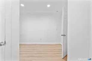 141 Augur St, Hamden, CT 06517 - Photo 21