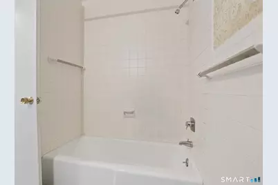 18 Osborne Hill Road, Newtown, CT 06482 - Photo 15