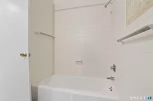 18 Osborne Hill Rd, Newtown, CT 06482 - Photo 15