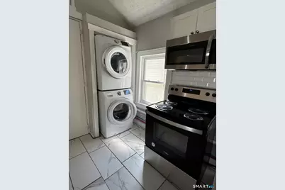 16 Vine Street #2nd, New Haven, CT 06519 - Photo 1