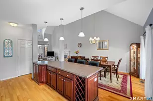 24 Phillips Farm Rd, East Hartford, CT 06118 - Photo 19