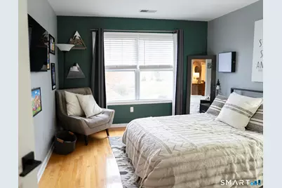 94 Goodwin Circle #94, Hartford, CT 06105 - Photo 17