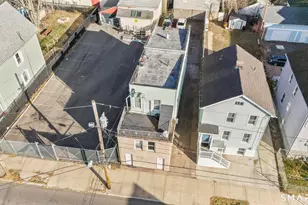 387 Blatchley Ave, New Haven, CT 06513 - Photo 21