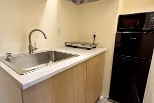 324 Curtis St, Meriden, CT 06450 - Photo 5