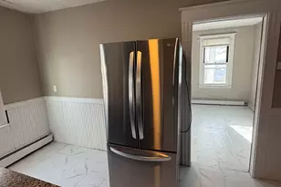 154 Daly Ave, New Britain, CT 06051 - Photo 17