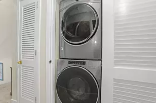 71 Aiken St, Norwalk, CT 06851 - Photo 21