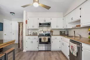 71 Aiken St, Norwalk, CT 06851 - Photo 3