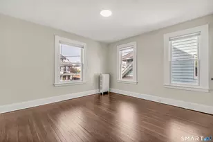 125 E Eaton St, Bridgeport, CT 06604 - Photo 11