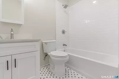 125 East Eaton Street, Bridgeport, CT 06604 - Photo 15