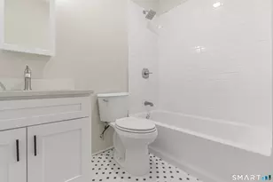 125 E Eaton St, Bridgeport, CT 06604 - Photo 15