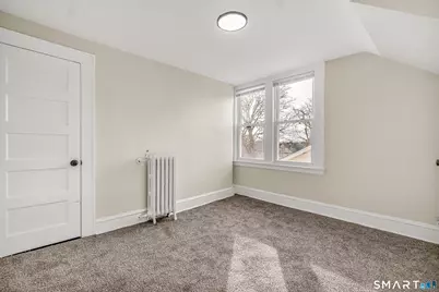 125 East Eaton Street, Bridgeport, CT 06604 - Photo 17