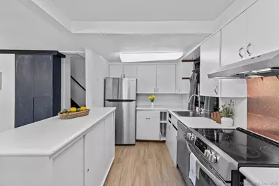 1166 Old Racebrook Road, Woodbridge, CT 06525 - Photo 7