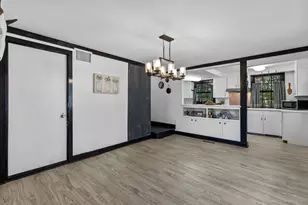 1166 Old Racebrook Rd, Woodbridge, CT 06525 - Photo 3