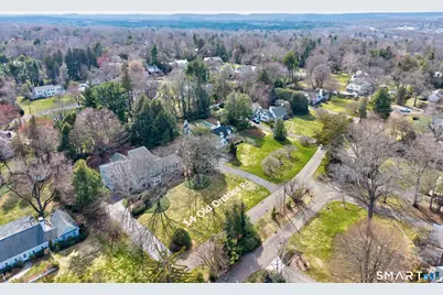 14 Old Orchard Road, North Haven, CT 06473 - Photo 3