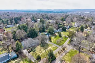 14 Old Orchard Rd, North Haven, CT 06473 - Photo 3