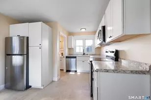 581 High St, Middletown, CT 06457 - Photo 7