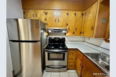 492 Stanley Street, New Britain, CT 06051 - Photo 5