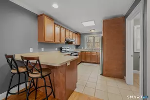 527 West Thames St, Norwich, CT 06360 - Photo 13