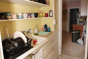 221 Grove St, Meriden, CT 06451 - Photo 17