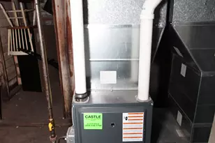 221 Grove St, Meriden, CT 06451 - Photo 33