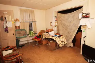 221 Grove St, Meriden, CT 06451 - Photo 23