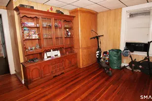 221 Grove St, Meriden, CT 06451 - Photo 7