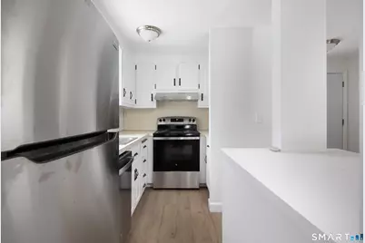 72 North Elm Street #APT 2A, North Canaan, CT 06018 - Photo 5