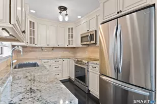 141 Spring Glen, Shelton, CT 06484 - Photo 5