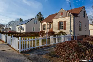 496 Burnsford Ave, Bridgeport, CT 06606 - Photo 3