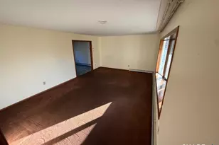 122 Cornfield Rd, Milford, CT 06461 - Photo 9