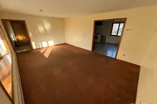 122 Cornfield Rd, Milford, CT 06461 - Photo 11