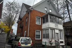 15 Tremont St, New Britain, CT 06051 - Photo 3