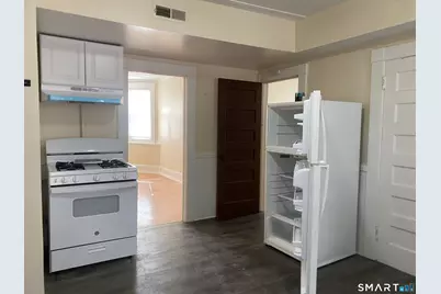 15 Tremont Street, New Britain, CT 06051 - Photo 9