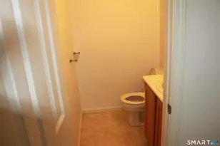 15 Downing Wy, Suffield, CT 06078 - Photo 9