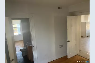 473 Howard Avenue, New Haven, CT 06519 - Photo 9