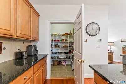 460 Heritage Road #302, Southbury, CT 06488 - Photo 11